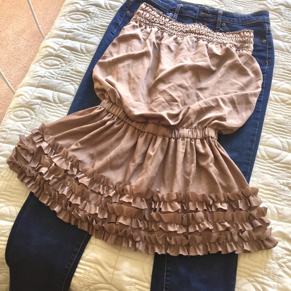 Alythea Strapless Ruffle Elastic Top Brown